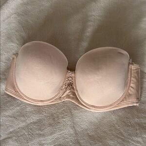 Vanity Fair Cream Strapless Bra Molded Cups